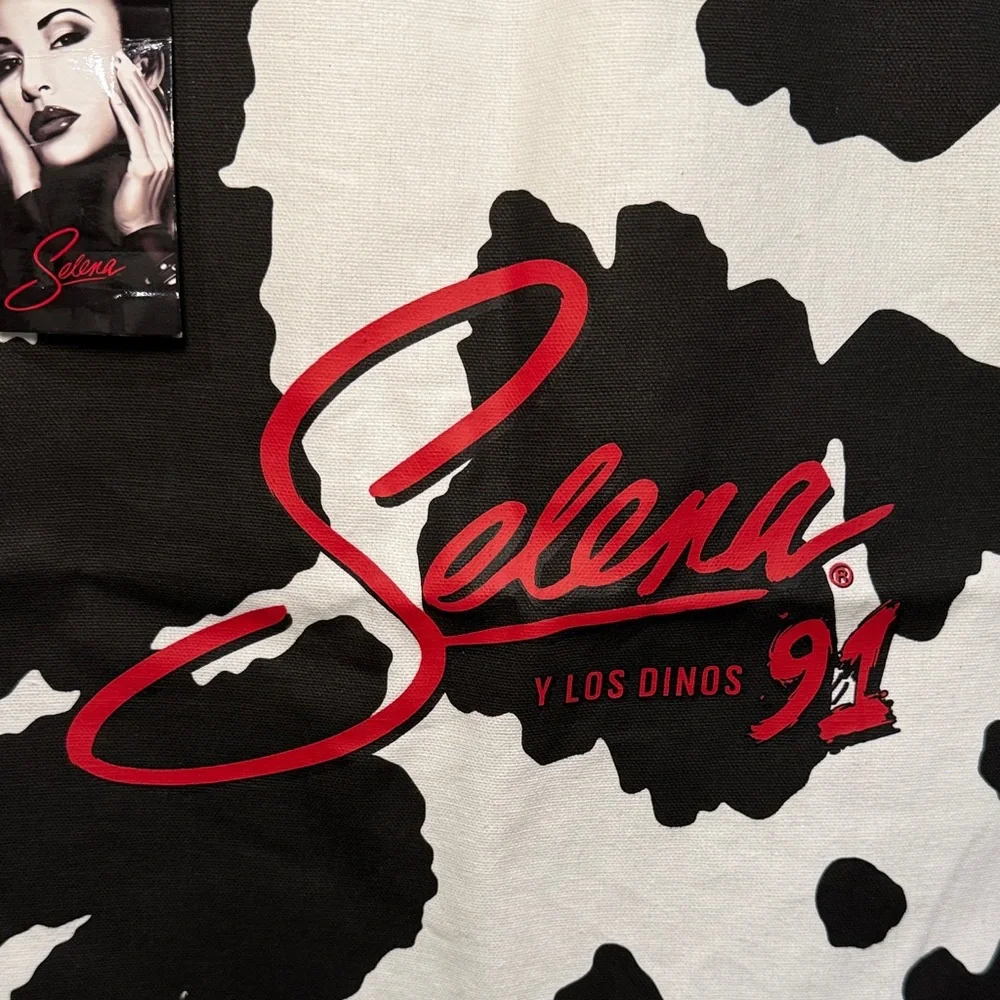 RARE‎ Selena y Los Dinos Western Cow Print Tote Bag NEW
